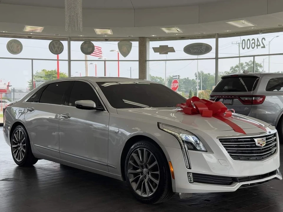 2018 Cadillac CT6 - Image 2 of 21
