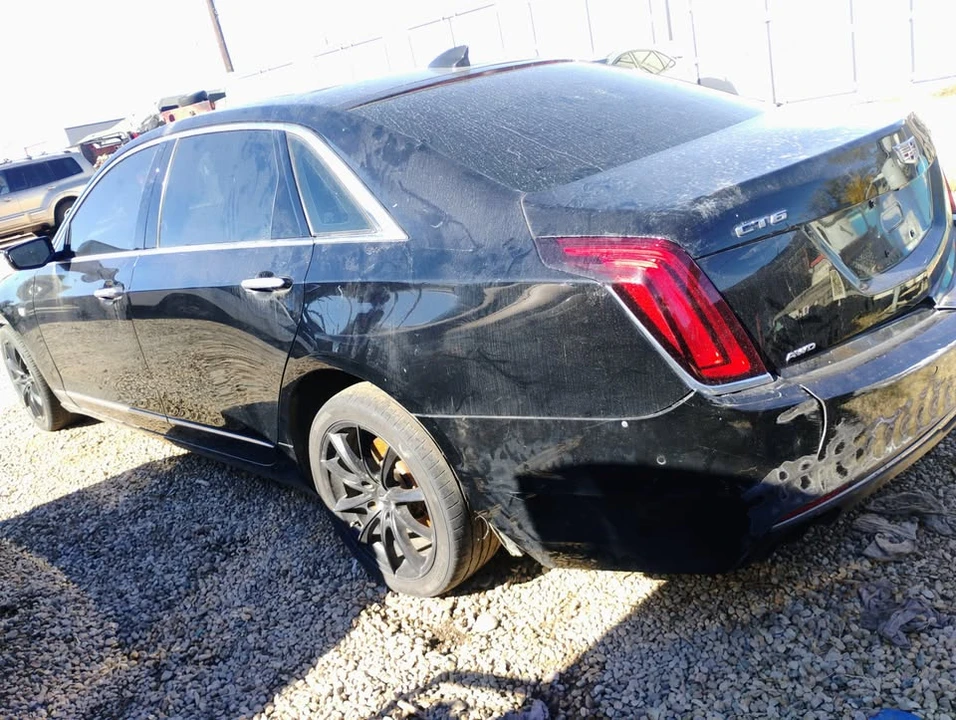 2018 Cadillac CT6 - Image 12 of 13