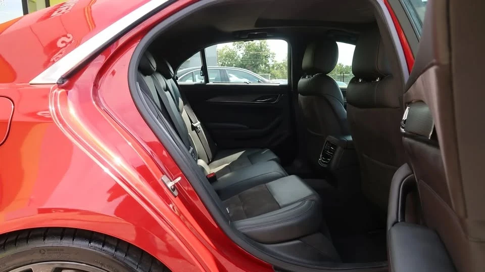 2018 Cadillac CTS-V 3rd Gen - Image 16 of 19