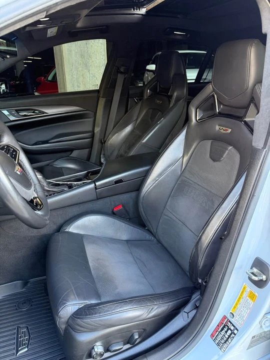 2018 Cadillac CTS-V 3rd Gen - Image 16 of 19