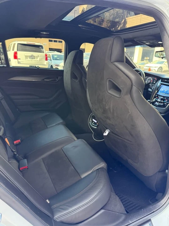 2018 Cadillac CTS-V 3rd Gen - Image 18 of 19