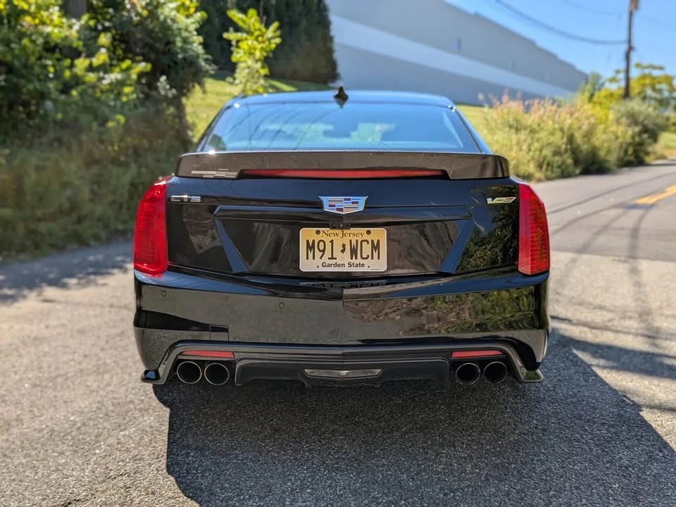 2018 Cadillac CTS-V 3rd Gen - Image 2 of 10