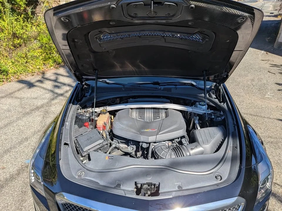 2018 Cadillac CTS-V 3rd Gen - Image 10 of 10
