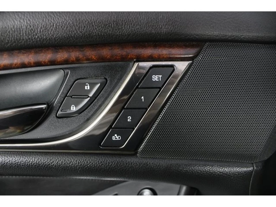 2018 Cadillac CTS 3rd Gen - Image 15 of 20