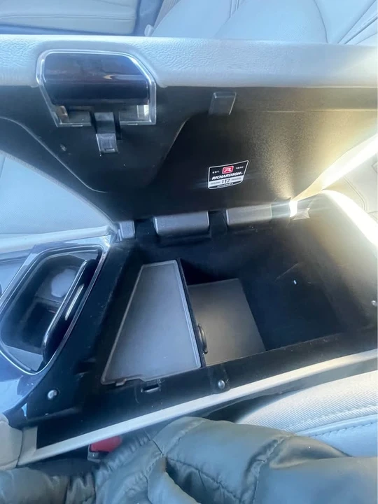 2018 Cadillac CTS 3rd Gen - Image 6 of 9
