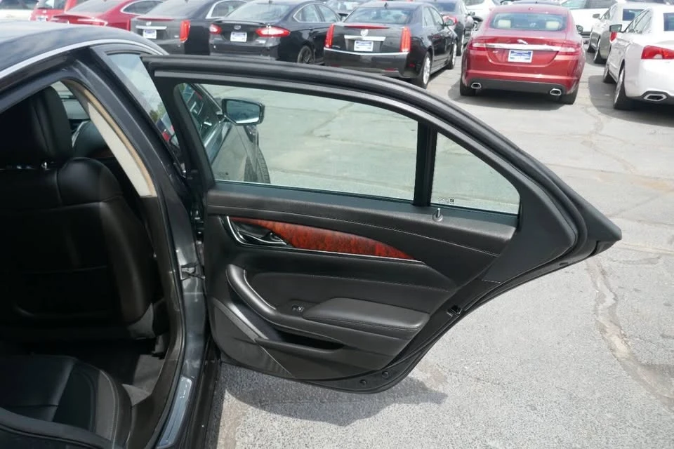 2018 Cadillac CTS 3rd Gen - Image 15 of 20