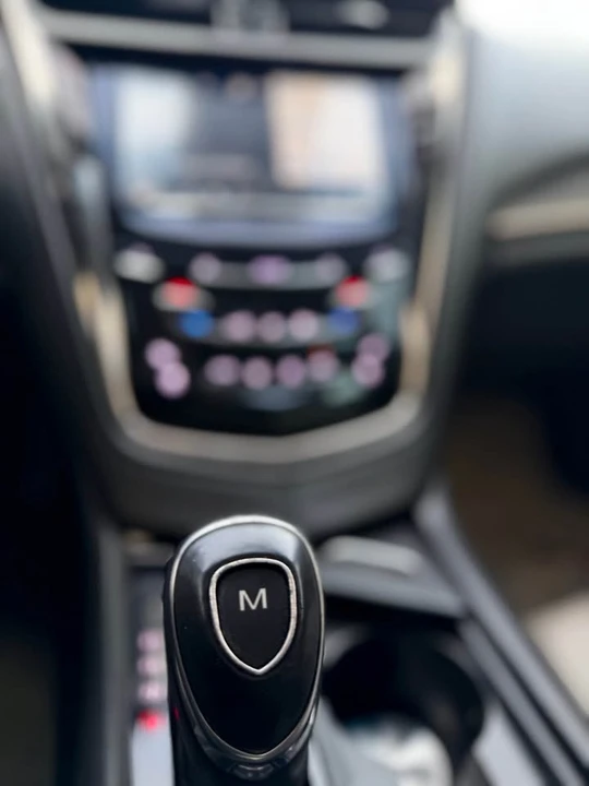 2018 Cadillac CTS-V 3rd Gen - Image 16 of 19