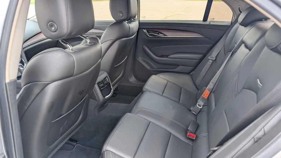 2018 Cadillac CTS 3rd Gen - Image 9 of 10