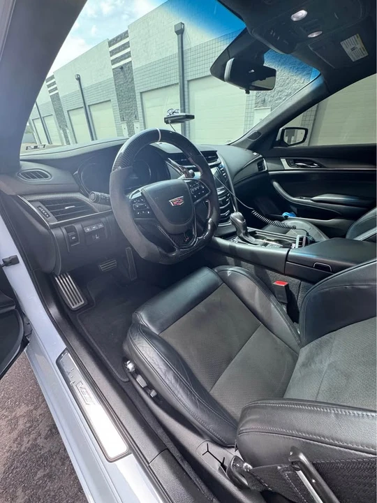 2018 Cadillac CTS-V 3rd Gen - Image 15 of 18