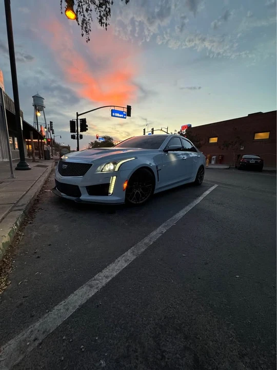 2018 Cadillac CTS-V 3rd Gen - Image 4 of 18