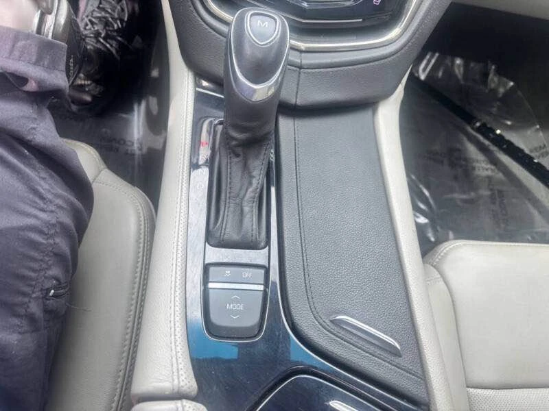 2018 Cadillac CTS 3rd Gen - Image 15 of 17