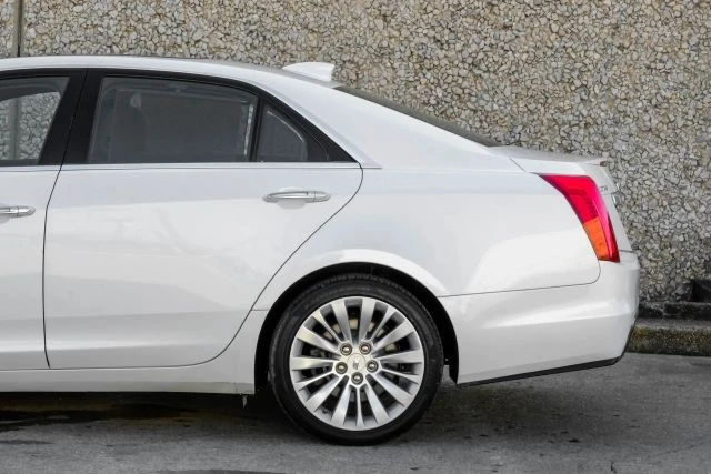 2018 Cadillac CTS 3rd Gen - Image 15 of 21