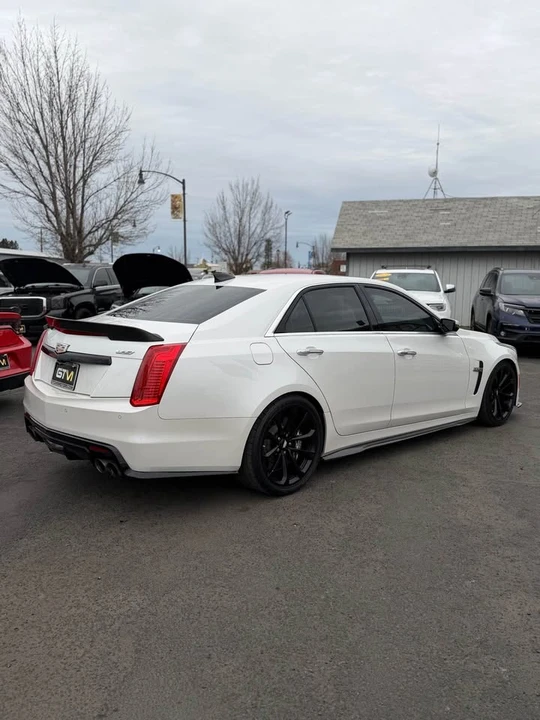2018 Cadillac CTS-V 3rd Gen - Image 8 of 16