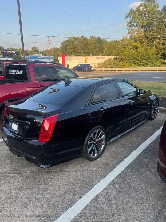 2018 Cadillac CTS-V 3rd Gen - Image 2 of 9