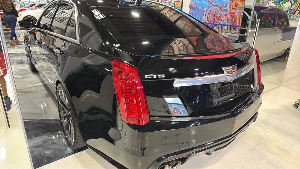 2018 Cadillac CTS-V 3rd Gen - Image 3 of 8