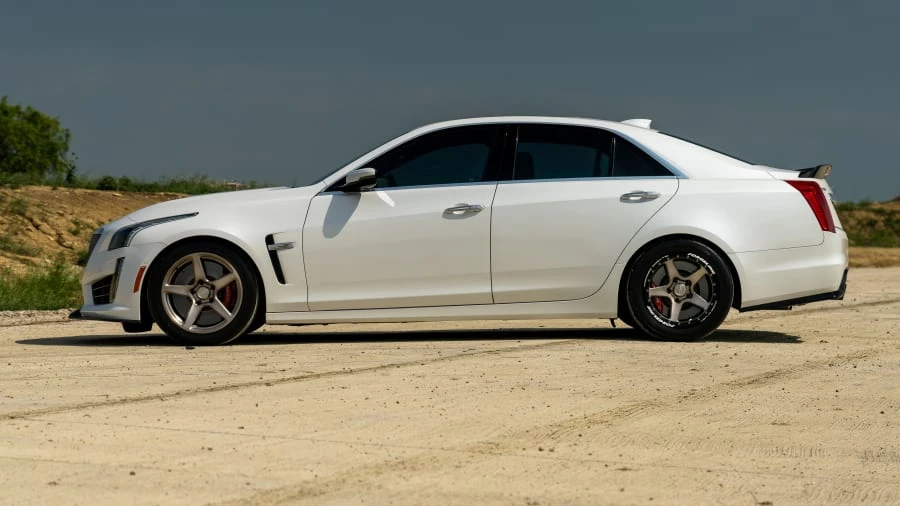 2018 Cadillac CTS-V 3rd Gen - Image 2 of 31
