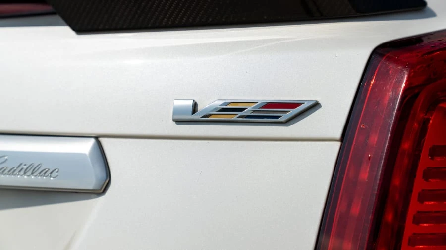 2018 Cadillac CTS-V 3rd Gen - Image 25 of 31