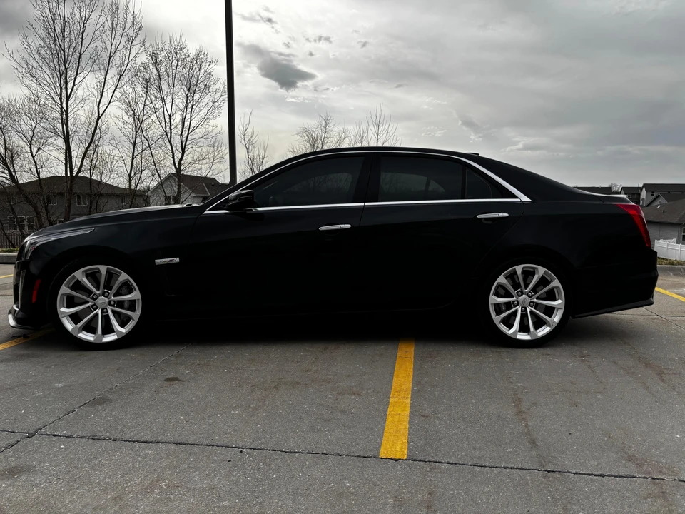 2018 Cadillac CTS-V 3rd Gen - Image 10 of 31
