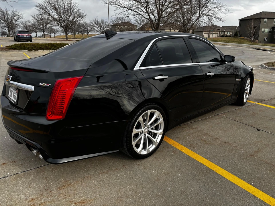 2018 Cadillac CTS-V 3rd Gen - Image 13 of 31