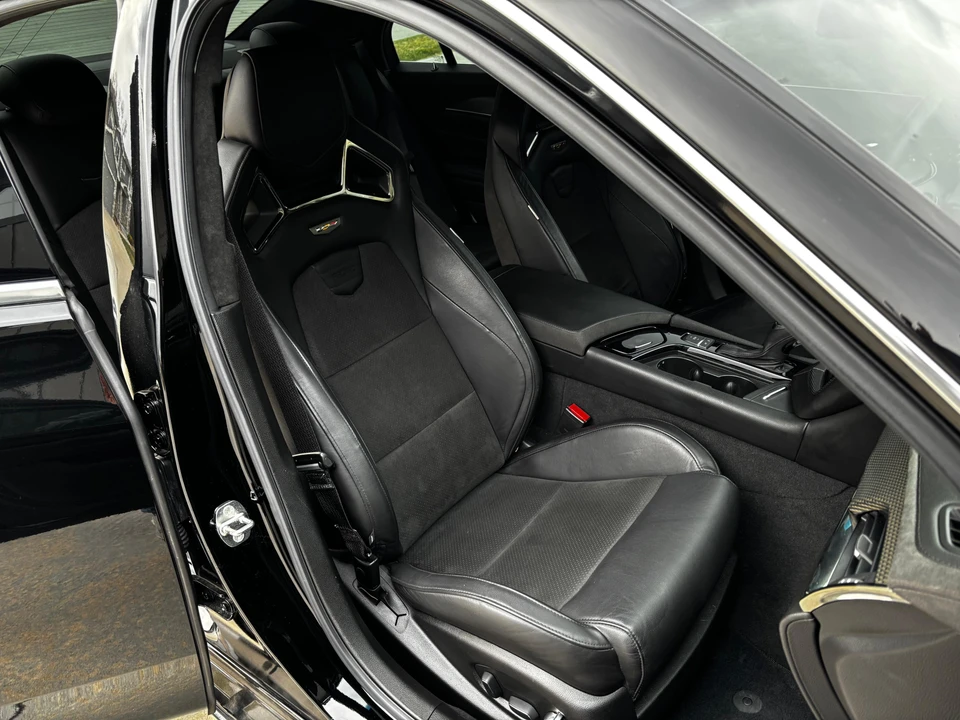 2018 Cadillac CTS-V 3rd Gen - Image 31 of 31