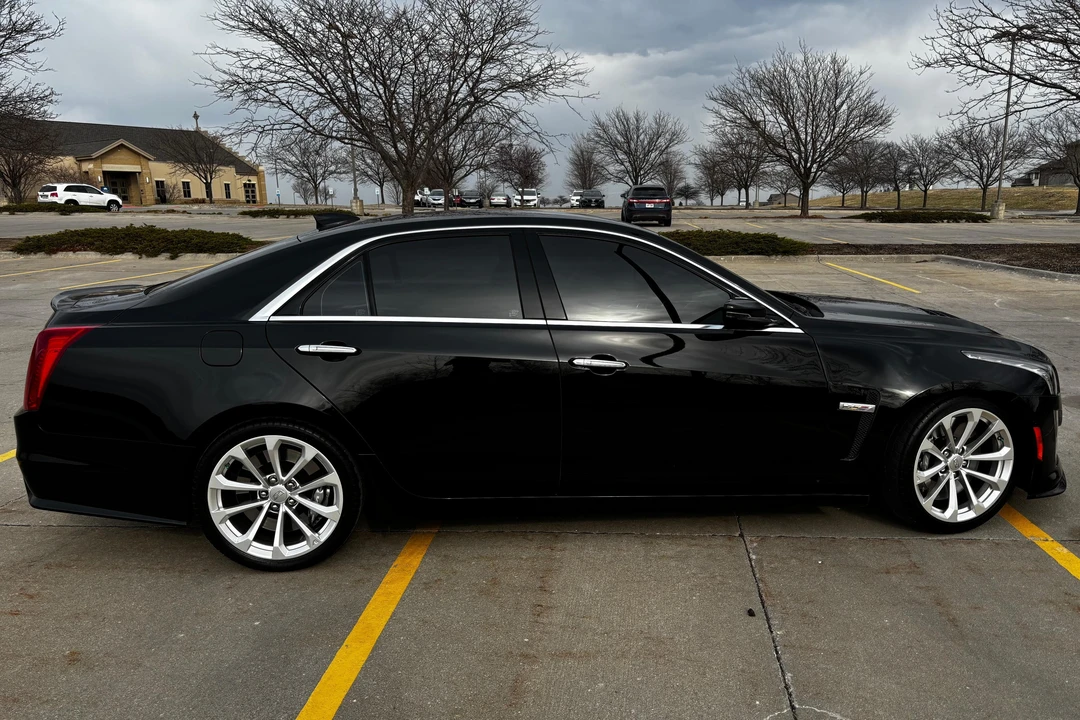 2018 Cadillac CTS-V 3rd Gen - Image 3 of 31