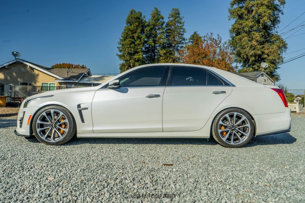 2018 Cadillac CTS-V 3rd Gen - Image 3 of 12