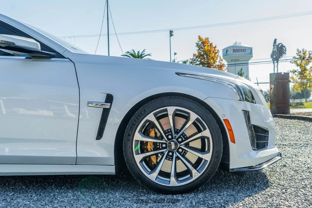 2018 Cadillac CTS-V 3rd Gen - Image 11 of 12