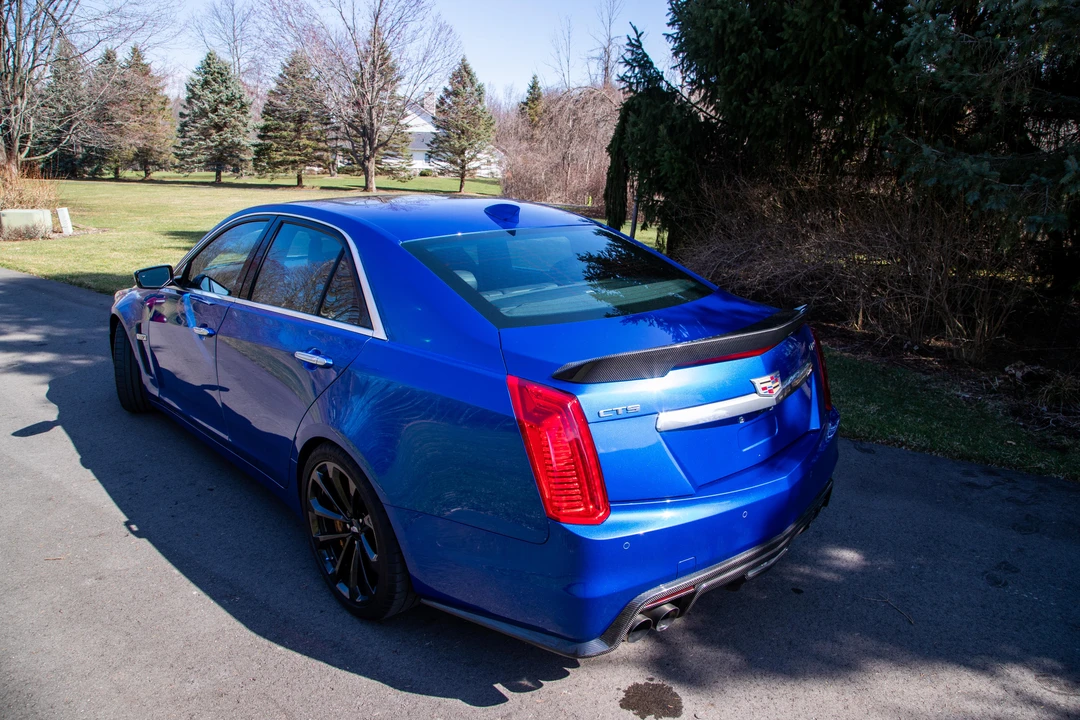 2018 Cadillac CTS-V 3rd Gen - Image 30 of 31