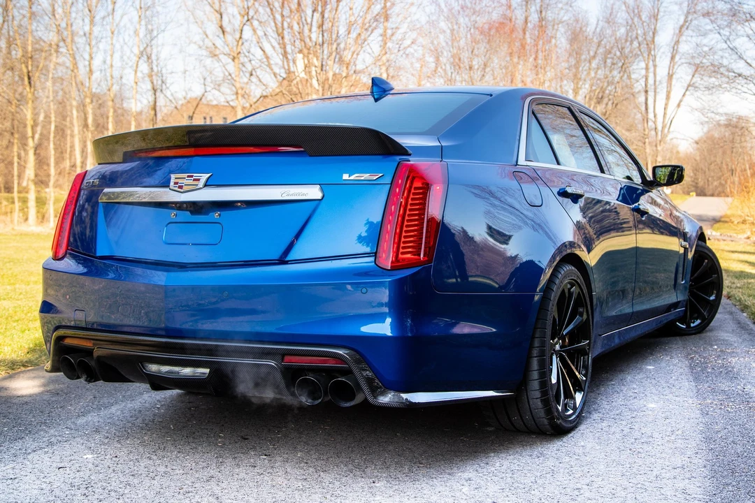 2018 Cadillac CTS-V 3rd Gen - Image 4 of 31
