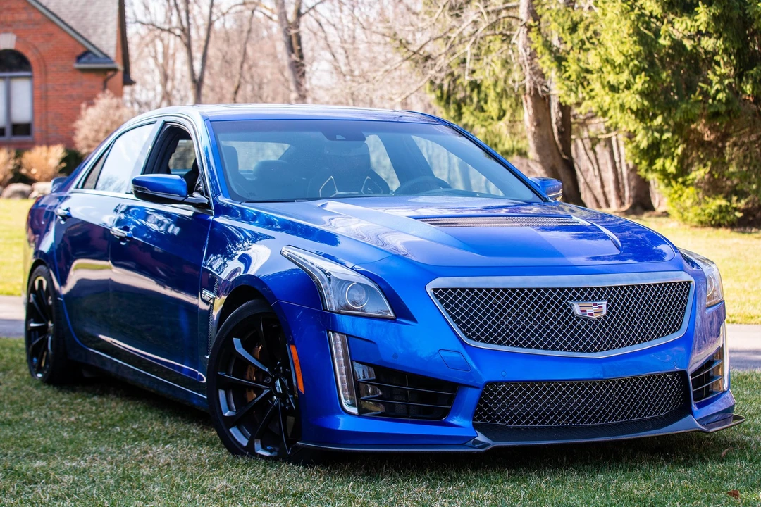 2018 Cadillac CTS-V 3rd Gen - Image 2 of 31