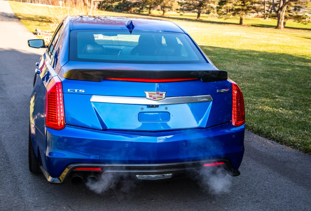 2018 Cadillac CTS-V 3rd Gen - Image 15 of 31