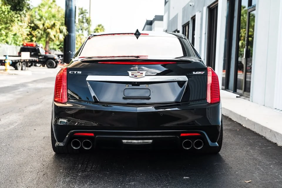 2018 Cadillac CTS-V 3rd Gen - Image 8 of 19