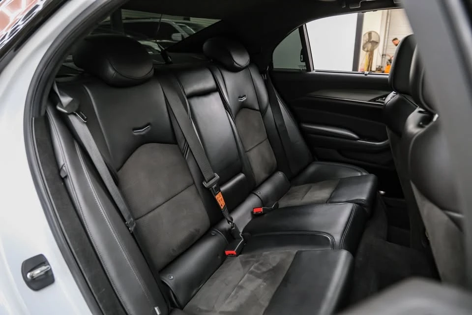 2018 Cadillac CTS-V 3rd Gen - Image 18 of 19