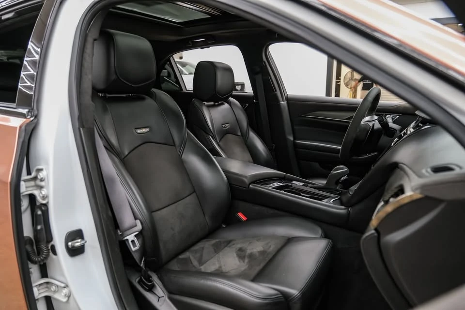 2018 Cadillac CTS-V 3rd Gen - Image 14 of 19
