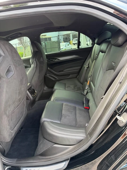 2018 Cadillac CTS-V 3rd Gen - Image 9 of 17