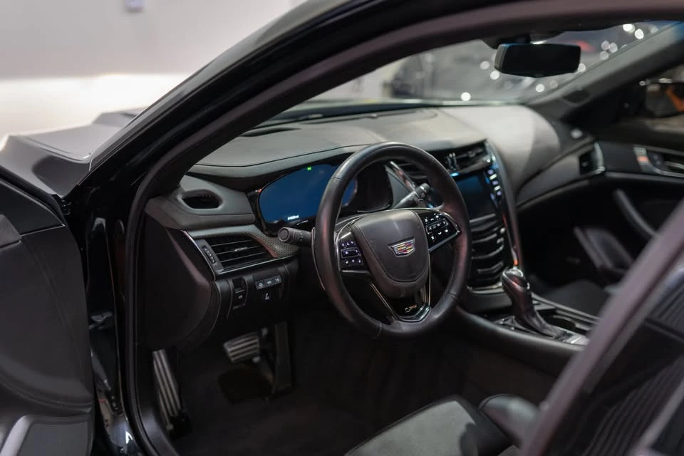 2018 Cadillac CTS-V 3rd Gen - Image 17 of 20