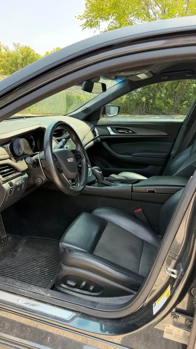 2018 Cadillac CTS-V 3rd Gen - Image 8 of 11