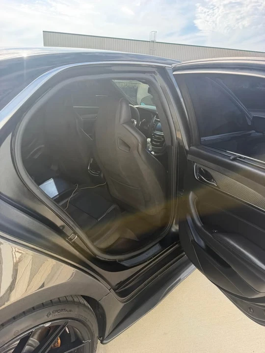 2018 Cadillac CTS-V 3rd Gen - Image 10 of 11