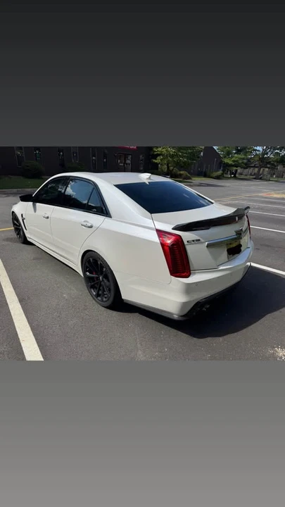 2018 Cadillac CTS-V 3rd Gen - Image 4 of 9