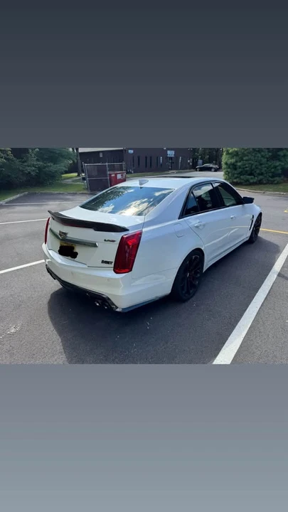 2018 Cadillac CTS-V 3rd Gen - Image 6 of 9