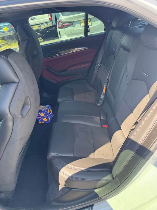 2018 Cadillac CTS-V 3rd Gen - Image 9 of 9
