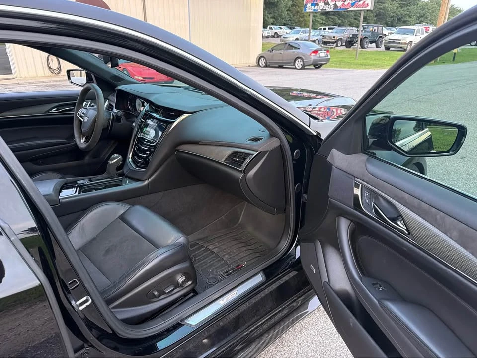2018 Cadillac CTS-V 3rd Gen - Image 5 of 6