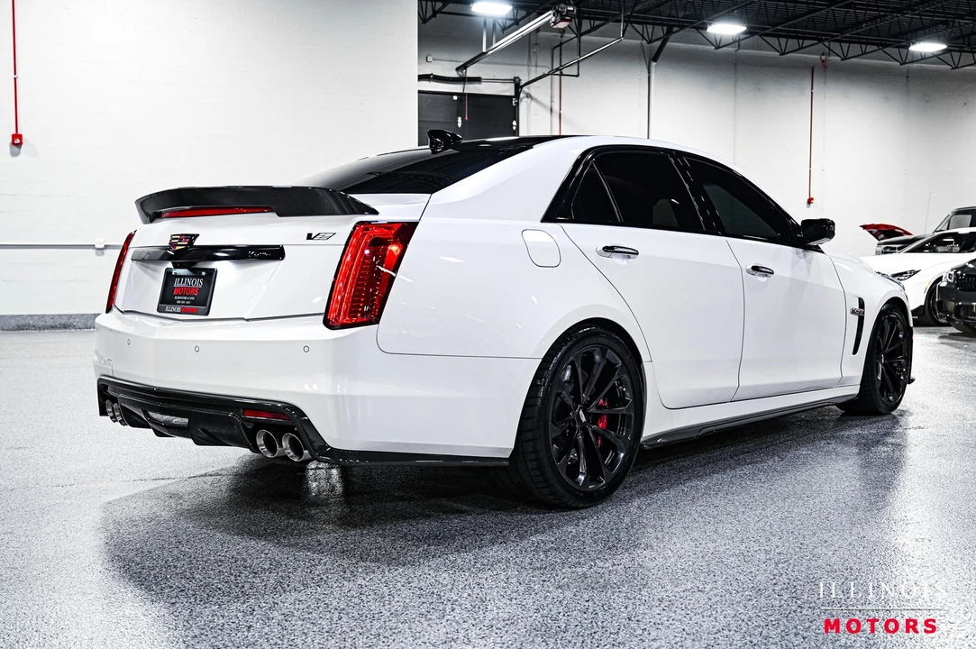 2018 Cadillac CTS-V 3rd Gen - Image 5 of 31