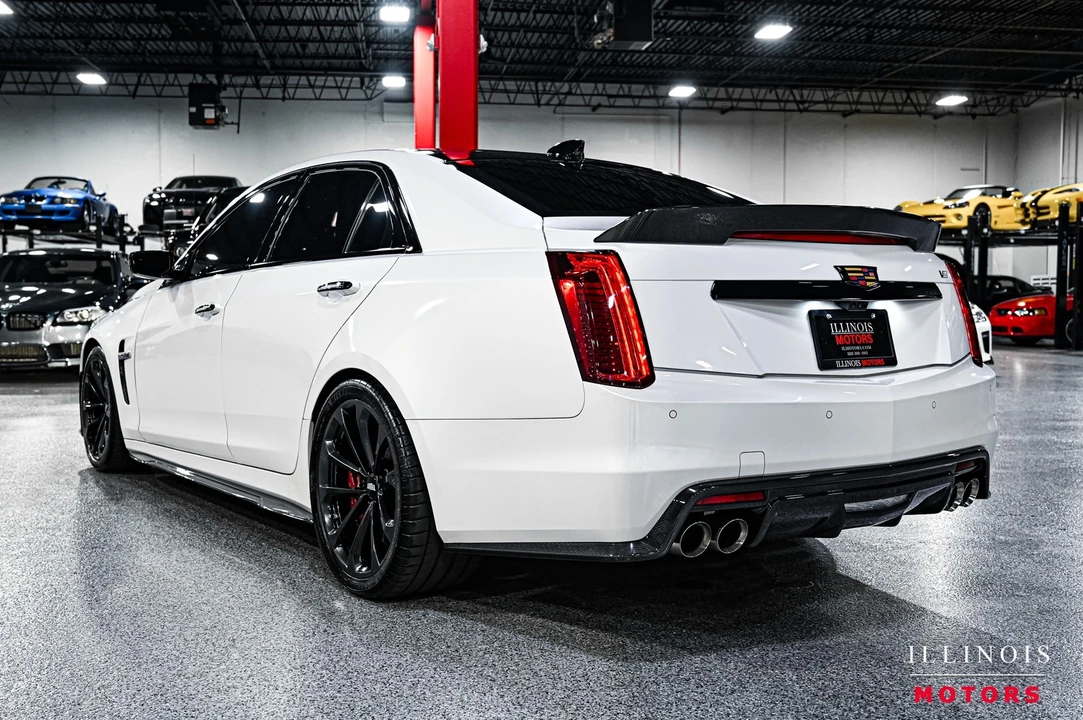 2018 Cadillac CTS-V 3rd Gen - Image 3 of 31