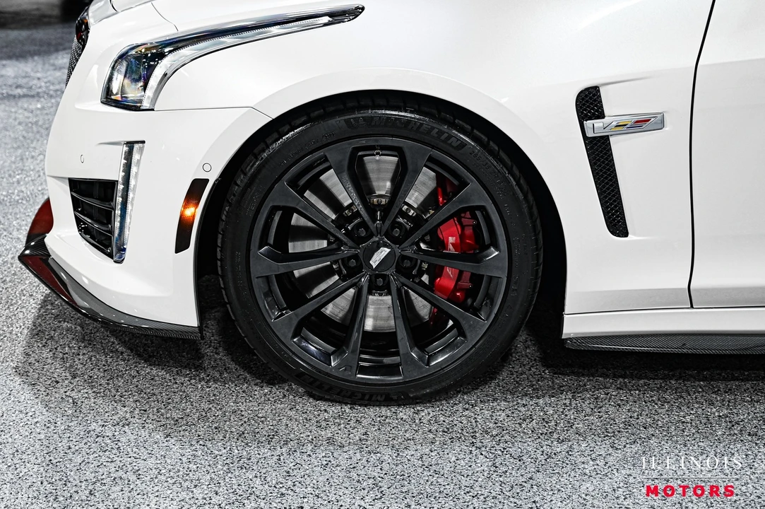 2018 Cadillac CTS-V 3rd Gen - Image 9 of 31