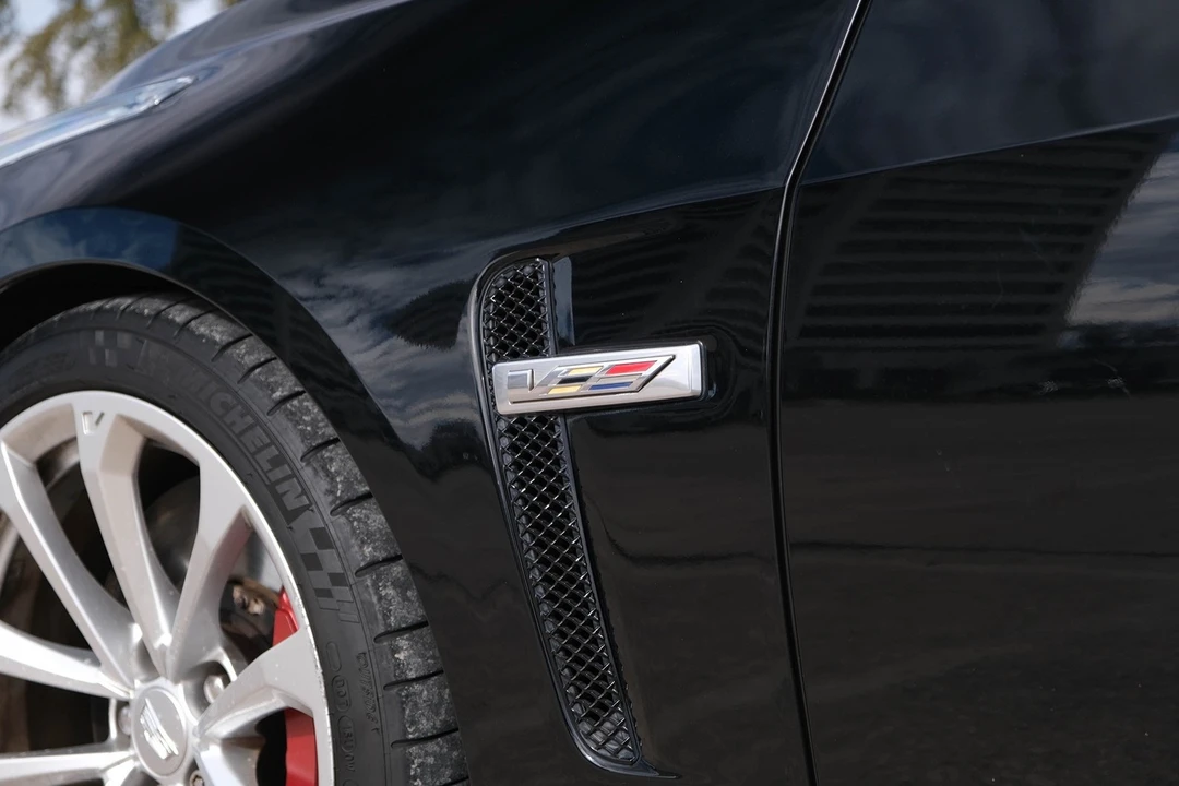2018 Cadillac CTS-V 3rd Gen - Image 9 of 21