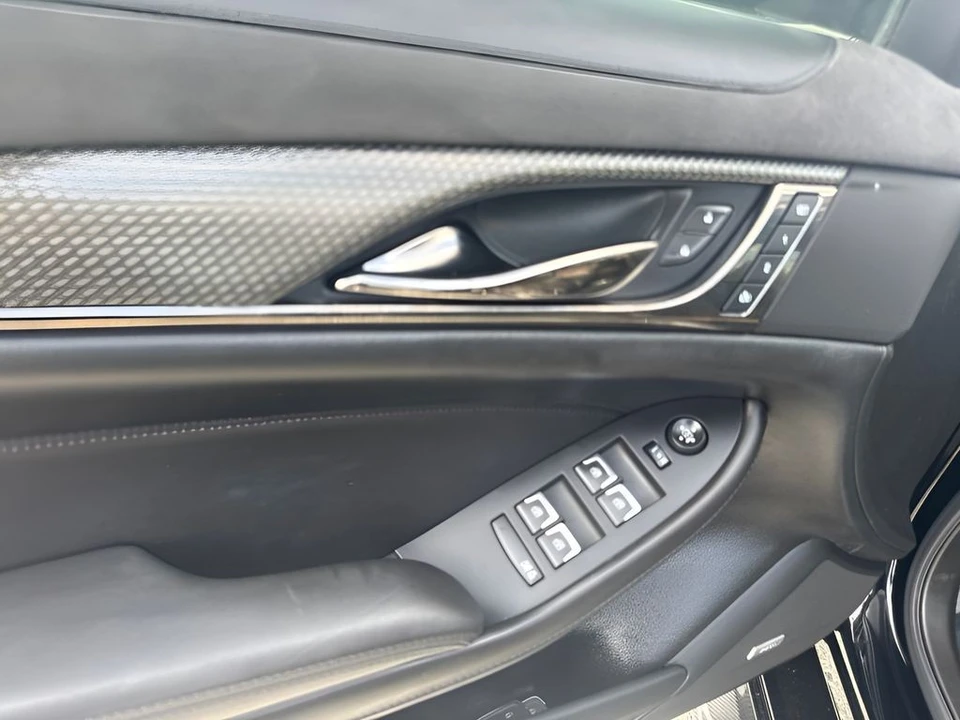 2018 Cadillac CTS-V 3rd Gen - Image 23 of 30