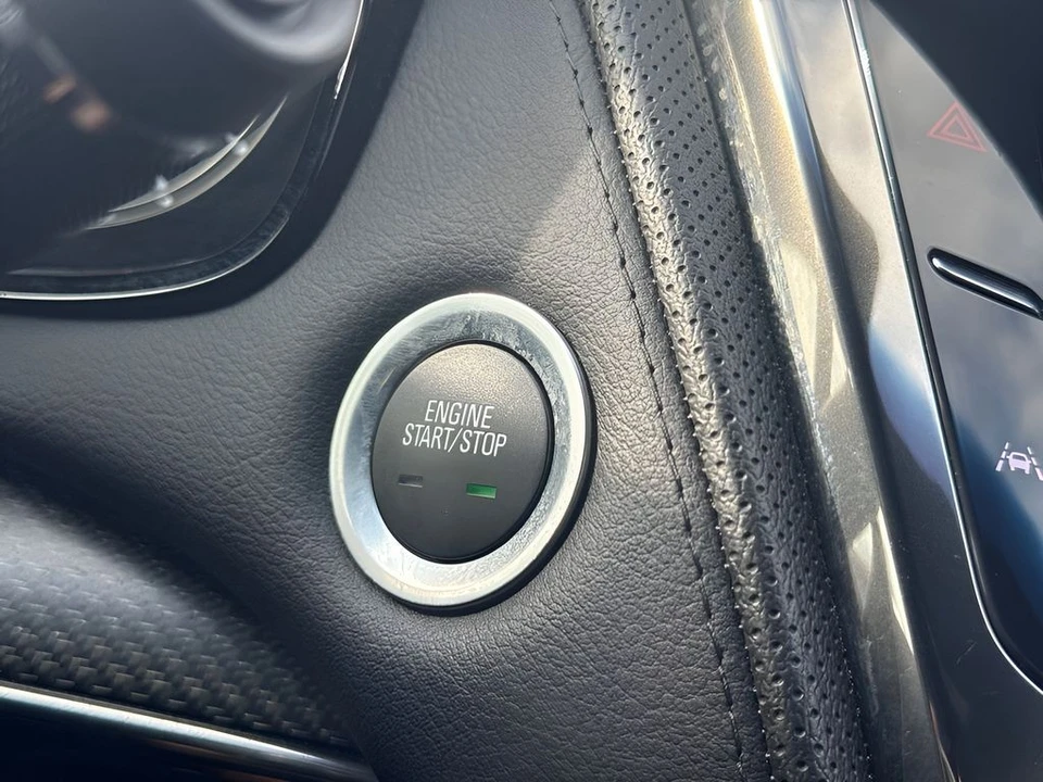2018 Cadillac CTS-V 3rd Gen - Image 19 of 30