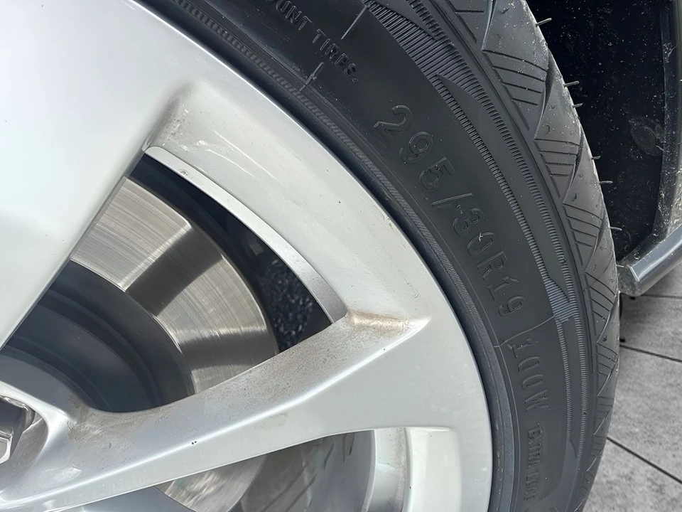 2018 Cadillac CTS-V 3rd Gen - Image 28 of 30