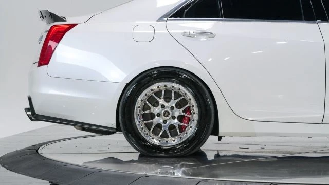 2018 Cadillac CTS-V 3rd Gen - Image 18 of 21